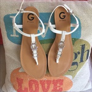 Guess Sandals in white - summer time 🌸🌸